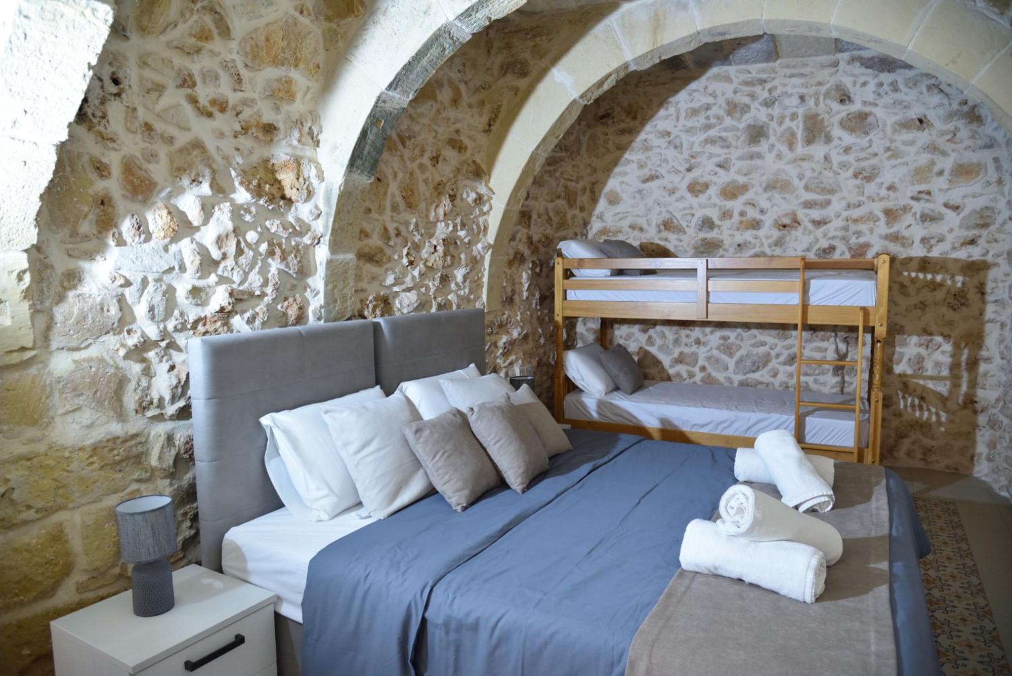 San Pawl Bnb Farmhouse Calypso Bed and Breakfast Xagħra Esterno foto